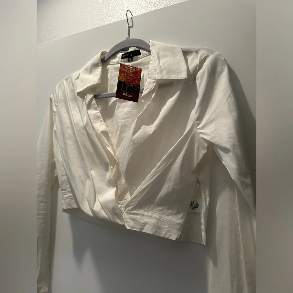 Cotton Candy LA Chic White Wrap Crop Top with Long Cuffed Sleeves Holiday Chic M - Picture 9 of 13